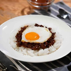 48. Steamed Minced Beef & Egg on Rice