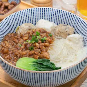 Stir Fried Vermicelli with Seafood 海皇新竹米