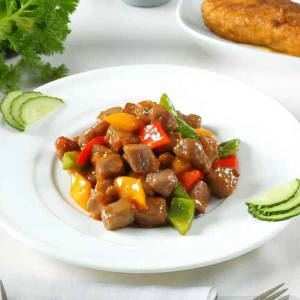 Fried Diced Beef Tenderloin in Chinese Style 中式牛柳粒
