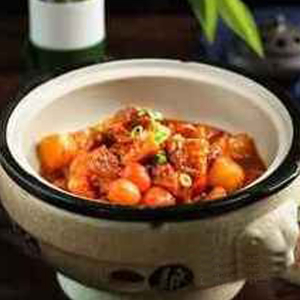 10. Steamed Beef Offal with Radish 和味蘿蔔牛雜