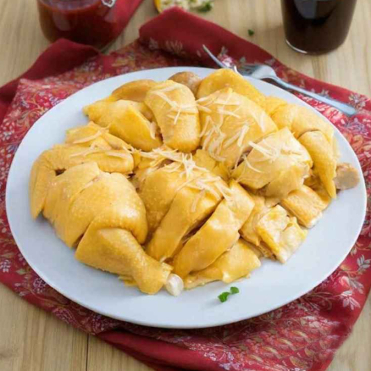 Poached Free Range Chicken with Dry Scallops 瑤柱貴妃走地雞