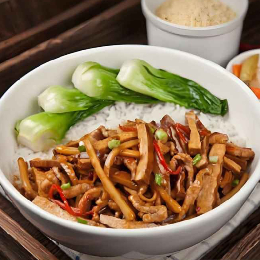 Stir Fried Vermicelli with Pork Jawl Meat in Spicy Sauce 干炒諸爽肉米