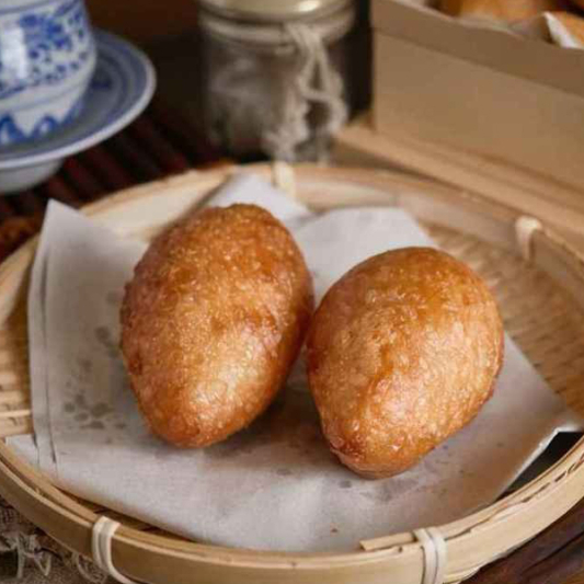 27. Deep Fried Sticky Dumplings with Meat 金珠鹹水餃