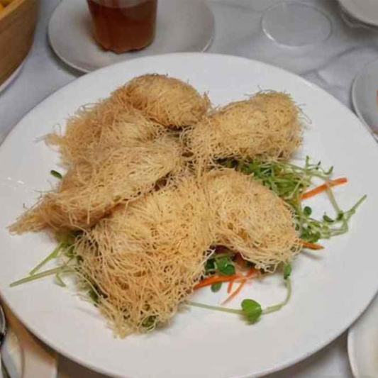 80. Deep Fried Wonton with Sweet & Sour Sauce 錦滷雲吞