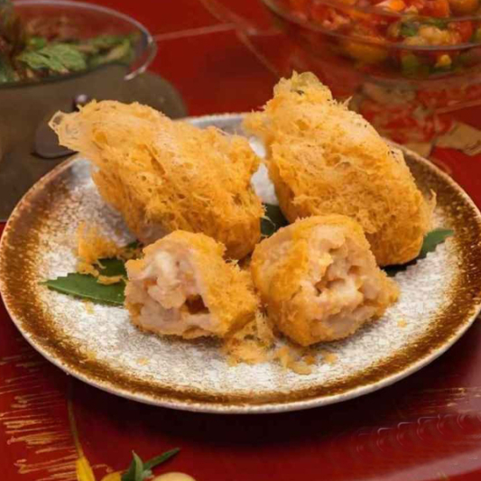35. Deep Fried Taro Dumplings 蜂果芋餃
