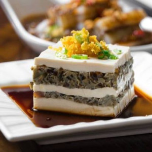 Silk Tofu with Century Egg 皮蛋豆腐