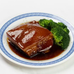 Dongpo Braised Pork Belly 東坡肉