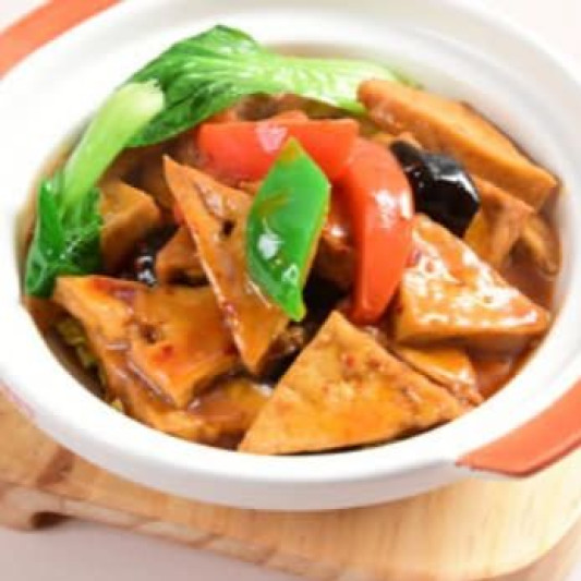 Braised Tofu in Hot Pot 紅燒豆腐