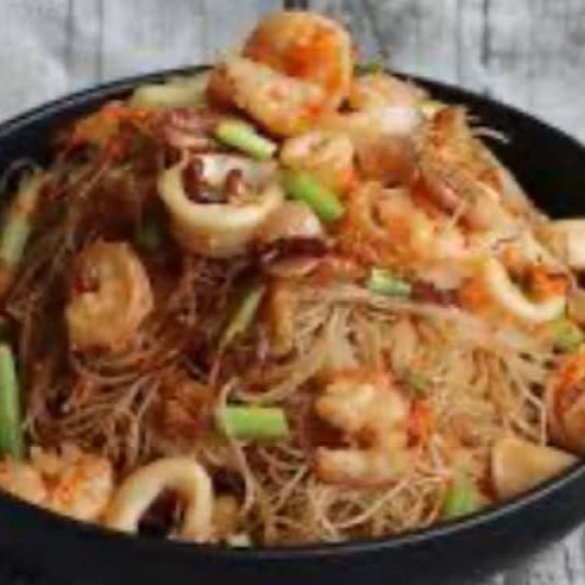 Seafood and Vermicelli in XO Sauce Hot Pot XO醬海鮮粉絲煲