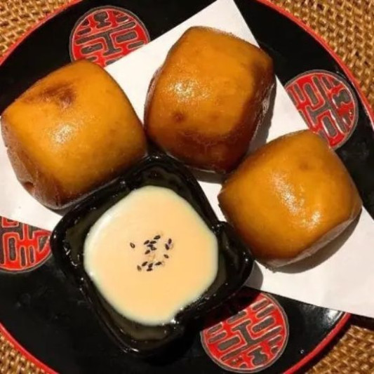 Mandarin Rolls (4 pcs) 꽃빵튀김