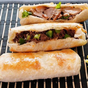 Smoked Pork Burger 熏肉火烧
