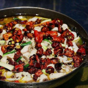 4020. Live Fish in Hot Chili Oil 水煮活鱼