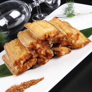 3011. Deep Fried Ribbon Fish 干煎带鱼