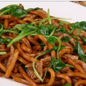 7007. Shanghai Style Fried Noodles 上海粗炒面