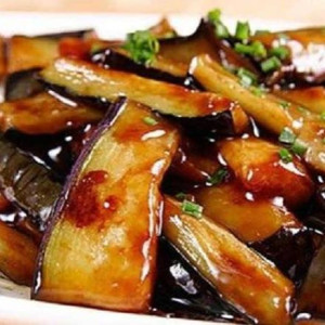 3004. Braised Eggplant in Soya Sauce 油焖茄子