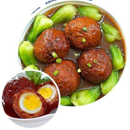 2012. Egg in Braised Meatball 红烧蛋心狮子头