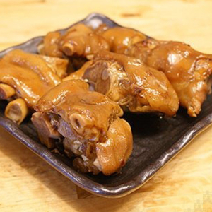 B011. Herbal Braised Pork Trotters