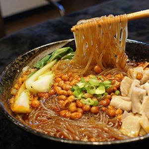 C004. Intestine Rice Noodles