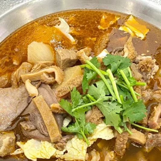 Clear Soup Beef Offal Hotpot for 5-6 People (Including 6 Dipping Sauces)