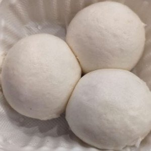 7. Steamed Egg Yolk Buns 流沙包