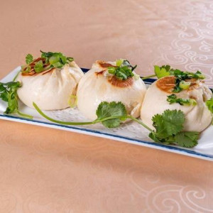 11. Steamed Chicken Bun 蒸雞包