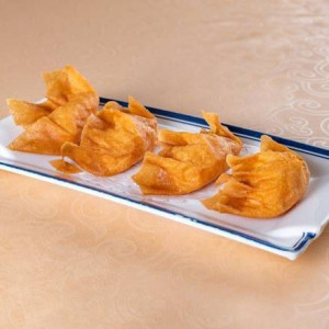 4. Shrimp and Scallop Dumpling 鳳眼餃