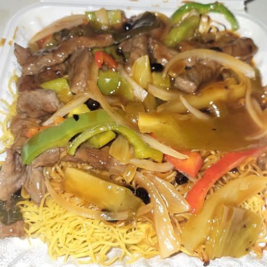 57. Pickled Cabbage Beef Noodles 味菜牛柳炒麵