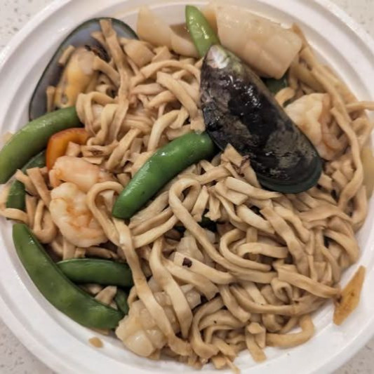 54. Seafood Fried Yee Mein 海鮮干燒伊麵