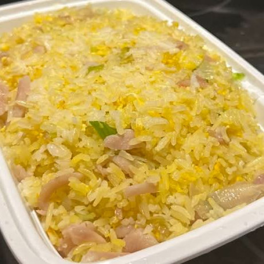 50. Chicken Fried Rice 雞絲炒飯