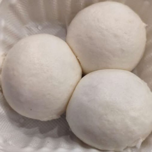 7. Steamed Egg Yolk Buns 流沙包