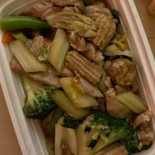 85. Chicken with Mixed Vegetables 雜菜雞片