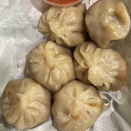 10. Steamed Shanghai Dumpling 小籠包