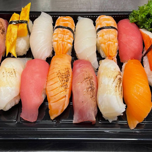 Nigiri Platter (15 pcs)