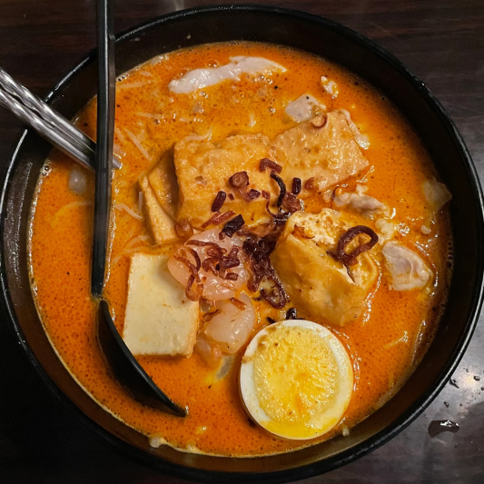 Malaysian Curry Laksa (Spicy Curry)