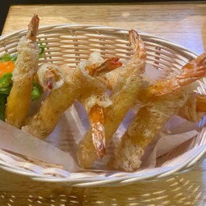 #6. Rocket Shrimp Rolls (8 pcs) - T&ocirc;m Chi&ecirc;n