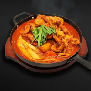 Spicy Chicken and Beef Intestines Stew / 곱도리탕
