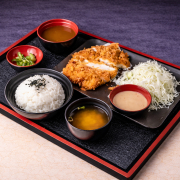 B4. Chicken Katsu Curry