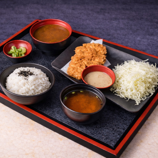 B1. Loin Katsu Curry