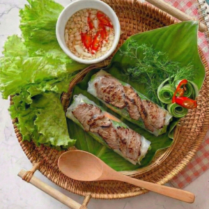 Grilled Beef Rolls (2 pcs)
