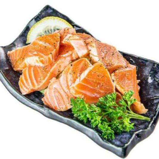 Salmon Tataki Appetizer (6 pcs)