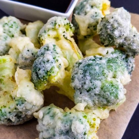 Broccoli Tempura (8 pcs)