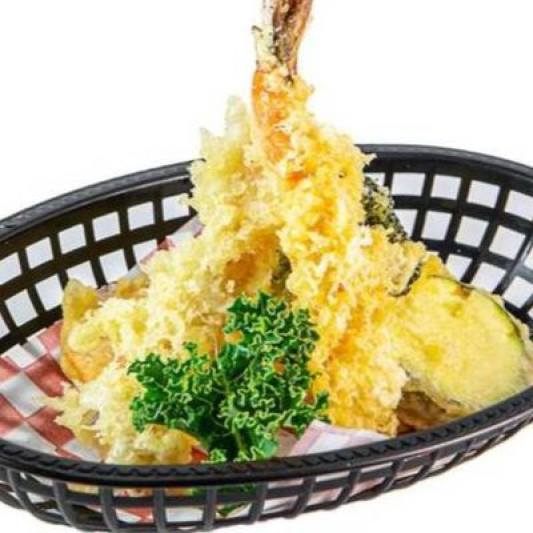 Shrimp and Vegetable Tempura Appetizer (8 pcs)