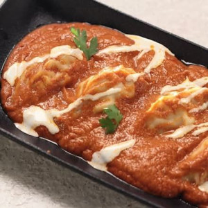 Butter Chicken Momos (6 pcs)