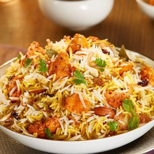 Shahi Paneer Bucket Biryani (For 4)