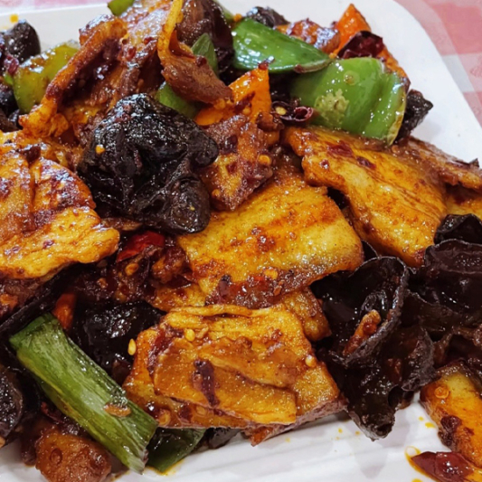 16B. Double Cooked Sliced Pork 回锅肉