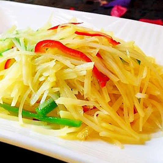40B. Shredded Potato with Hot Pepper 尖椒土豆丝