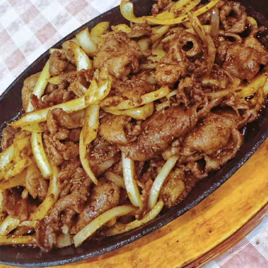 7A. Sizzling Iron Plate with Cumin Fried Lamb 铁板系列-孜然羊肉