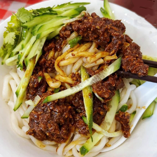 81B. Noodles with Bean Paste 特色面条-炸酱面