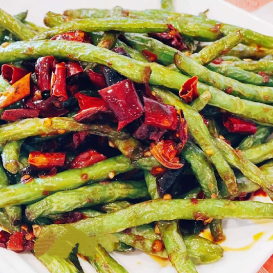 41B. Dry-Fried Green Bean with Chili 干煸四季豆