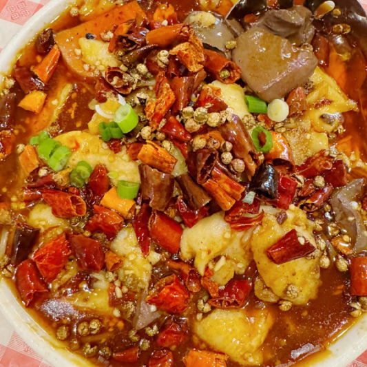 13B. Saut&eacute;ed Shredded Beef with Hot Sauce 毛血旺